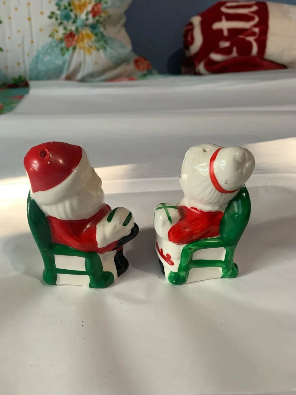 Vintage Mr & Mrs Santa Claus Salt & Pepper Shaker Set